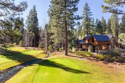 8735 Breakers Ct, Truckee, CA 96161 photo 2