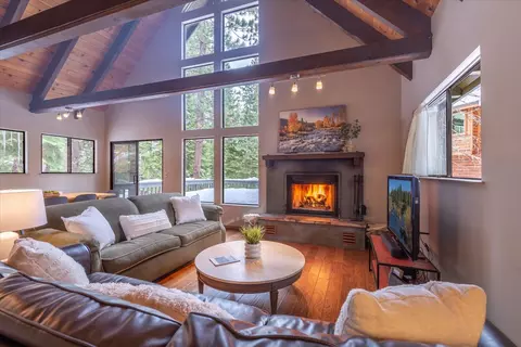 13552 Davos Dr, Truckee, CA 96161