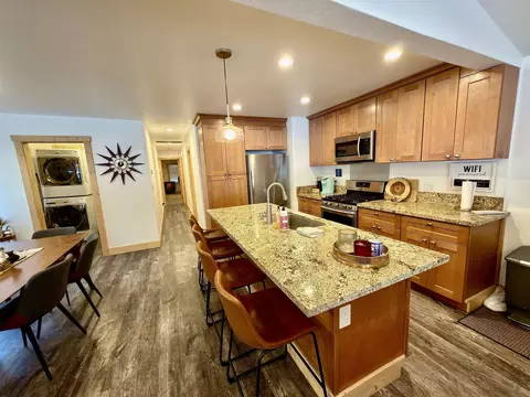 405 Oak St, Tahoma, CA 96142