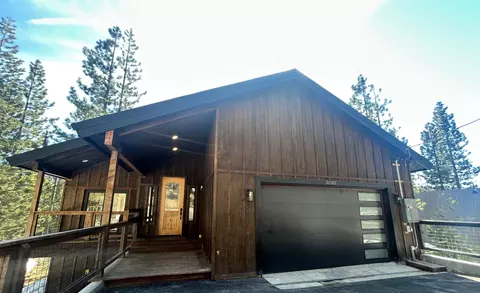 51103 Jeffery Pine Dr, Soda Springs, CA 95728