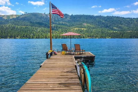 14254 S Shore Dr, Truckee, CA 96161