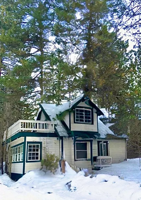 16527 Robertson Rd, Truckee, CA 96161