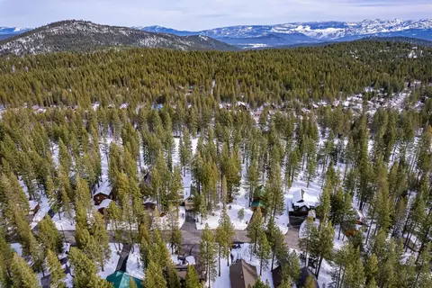 13742 Skiview Loop, Truckee, CA 96161 photo 11