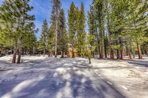 13742 Skiview Loop, Truckee, CA 96161 photo 5