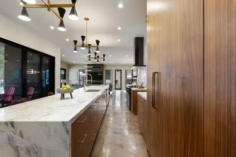 Kitchen - 11761 Bottcher Loop, Truckee, CA 96161 photo 7 of 7