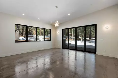 Living - 11761 Bottcher Loop, Truckee, CA 96161 photo 4 of 4