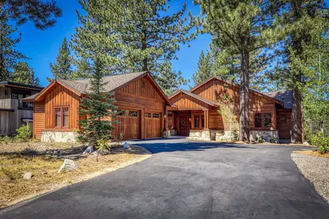 11210 Henness Rd, Truckee, CA 96161