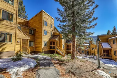 5094 Gold Bnd, Truckee, CA 96161