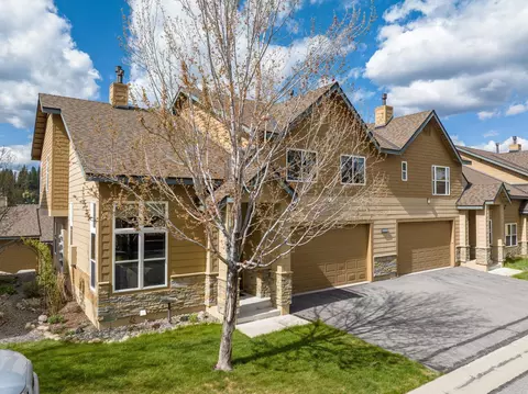 10036 Nicolas Dr # A, Truckee, CA 96161