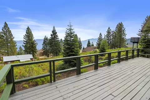 9042 Woodland Dr, Tahoma, CA 96142