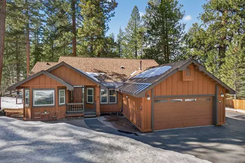15434 Donnington Ln, Truckee, CA 96161