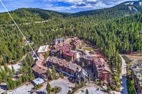 2000 N Village Dr # 223, Truckee, CA 96161
