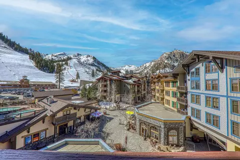 1850 Village South Rd #410, Olympic Valley, CA 96146
