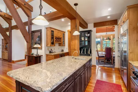 Kitchen - 604 Ej Brickell, Truckee, CA 96161 photo 3 of 4