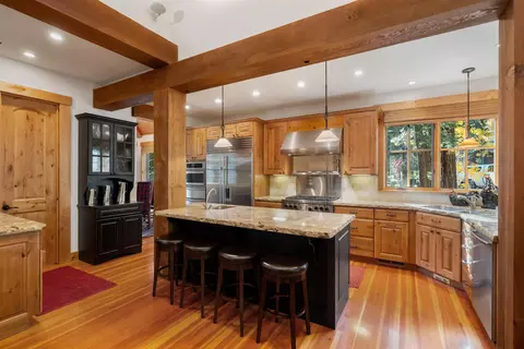 Kitchen - 604 Ej Brickell, Truckee, CA 96161 photo 2 of 4
