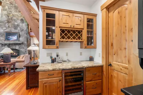 Kitchen - 604 Ej Brickell, Truckee, CA 96161 photo 4 of 4