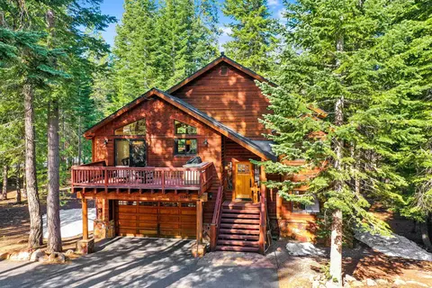 11749 Baden Rd, Truckee, CA 96161