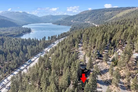 12515 Sierra Dr, Truckee, CA 96161