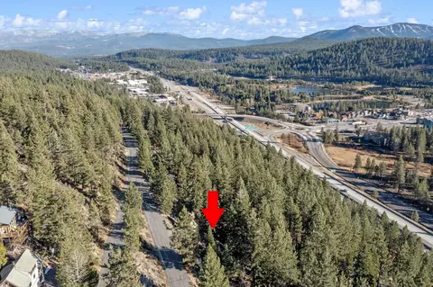 12515 Sierra Dr, Truckee, CA 96161 photo 6