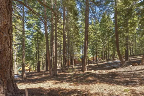 14059 Pathway Ave, Truckee, CA 96161
