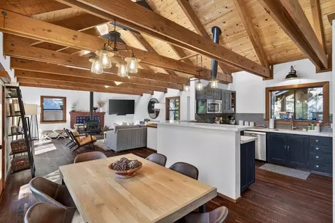 11805 Saint Bernard Dr, Truckee, CA 96161