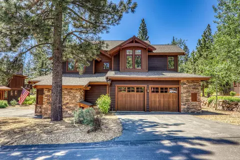 10243 Valmont Trl, Truckee, CA 96161
