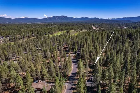 11850 Bottcher Loop, Truckee, CA 96161 photo 2