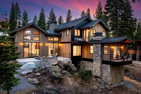 9348 Nine Bark Rd, Truckee, CA 96161