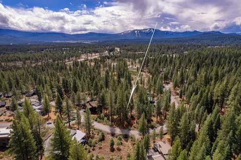 11301 China Camp Rd, Truckee, CA 96161