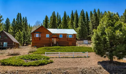 15655 Glenshire Dr, Truckee, CA 96161