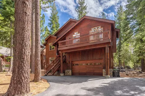 11975 Brookstone Dr, Truckee, CA 96161