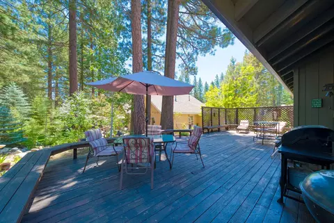 Exterior - 16 Alder Ct, Blairsden, CA 96103 photo 3 of 3