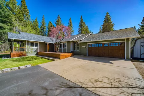 924 Lake Davis Rd, Portola, CA 96122