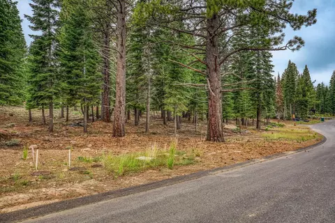 9270 Brae Rd, Truckee, CA 96161 photo 10