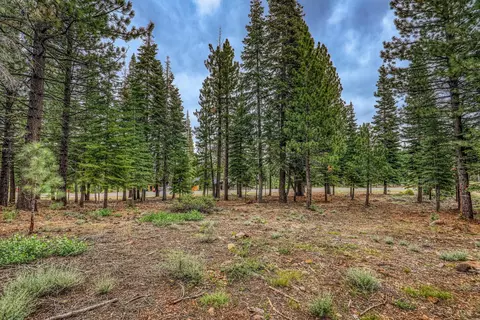 9270 Brae Rd, Truckee, CA 96161 photo 6