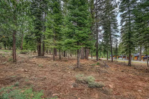 9270 Brae Rd, Truckee, CA 96161 photo 7