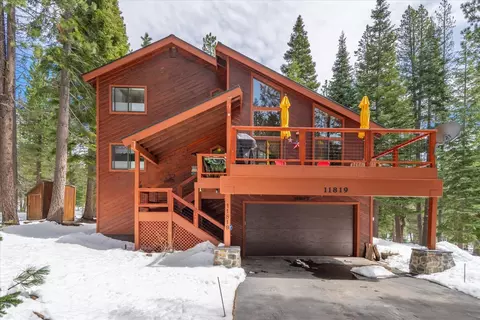 11819 Brookstone Dr, Truckee, CA 96161