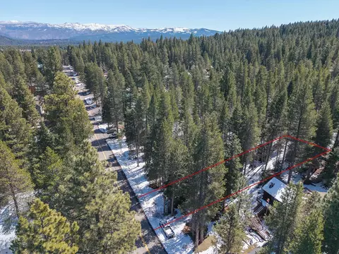 10489 E Alder Creek Rd, Truckee, CA 96161