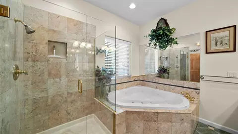Bath - 22 Fox Tail Ln, Clio, CA 96106 photo 4 of 4
