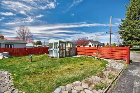609 3rd St, Loyalton, CA 96118 photo 8