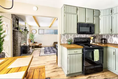 8525 Dolly Varden Ave, Kings Beach, CA 96143