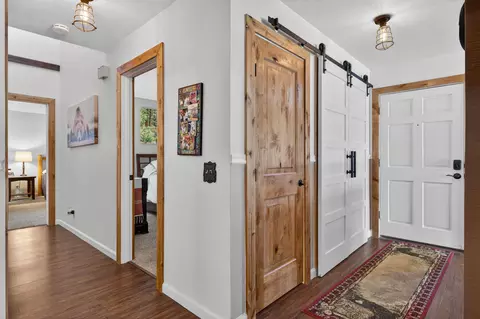 Entry Way - 112 Poplar Valley Rd, Blairsden, CA 96103 photo 1 of 2