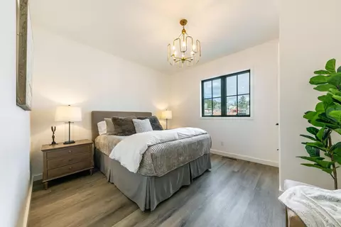 Bedroom - 10017 E River St, Truckee, CA 96161 photo 1 of 2