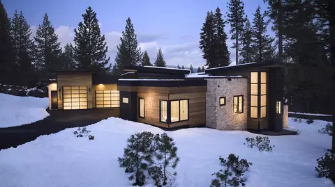 11631 Coburn Dr, Truckee, CA 96161