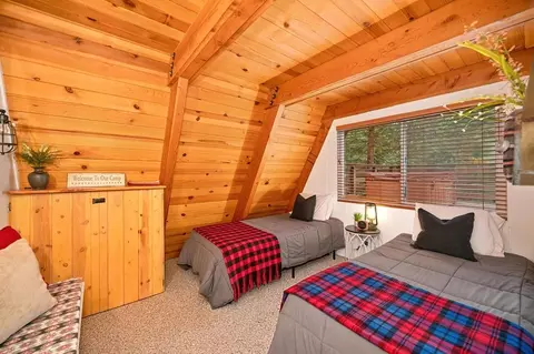 Bedroom - 41130 Putt Rd, Emigrant Gap, CA 95715 photo 2 of 3