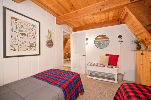 Bedroom - 41130 Putt Rd, Emigrant Gap, CA 95715 photo 3 of 3