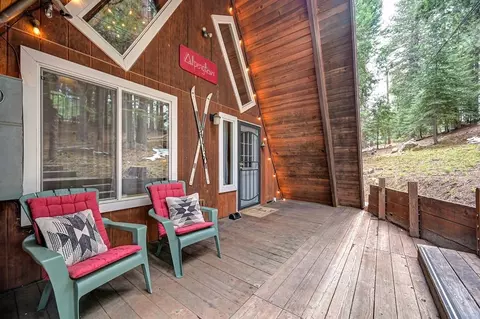 Exterior - 41130 Putt Rd, Emigrant Gap, CA 95715 photo 2 of 9