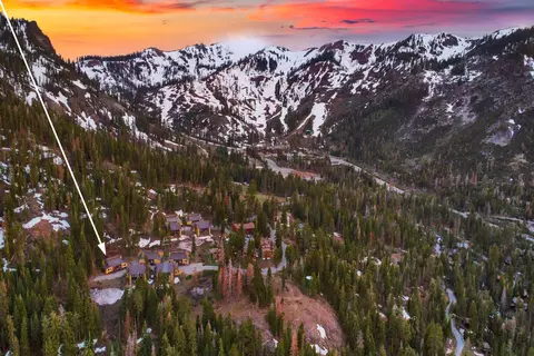 2090 Chalet Rd # 24, Alpine Meadows, CA 96146