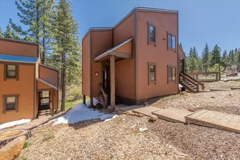 3026 Silver Strike, Truckee, CA 96161