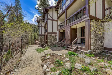 227 Olympic Valley Rd #22, Olympic Valley, CA 96146